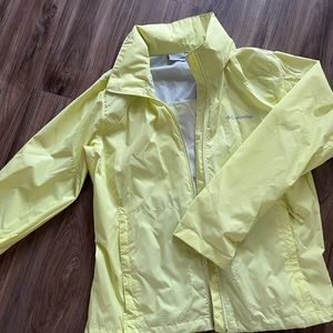 Columbia Jacket - bright color & like new